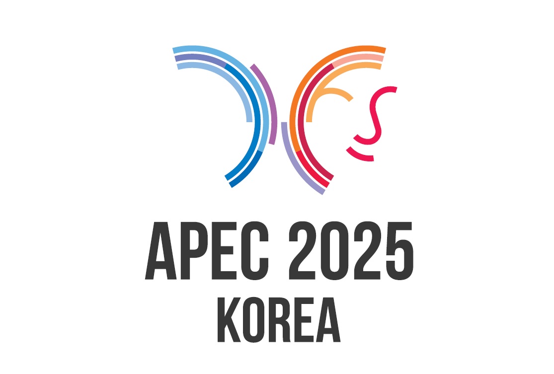 2025년 APEC 정상회의 민간의전관(HELO) 모집공고 포스터